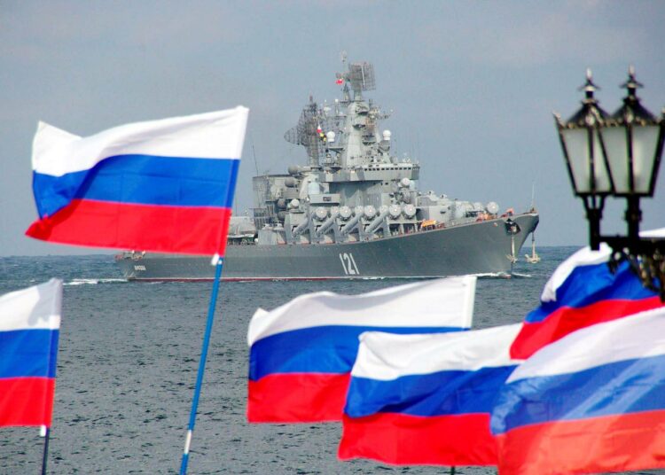 Sevastopolin laivastotukikohta on yli 200 vuoden ajan vaikuttanut Krimin strategiseen asemaan.