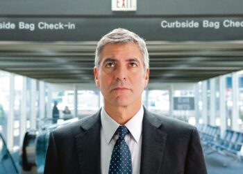 Sympaattisessa draamakomediassa George Clooney (kuvassa) näyttelee Ryan Binghamia, jonka hommana on erottaa ihmisiä.