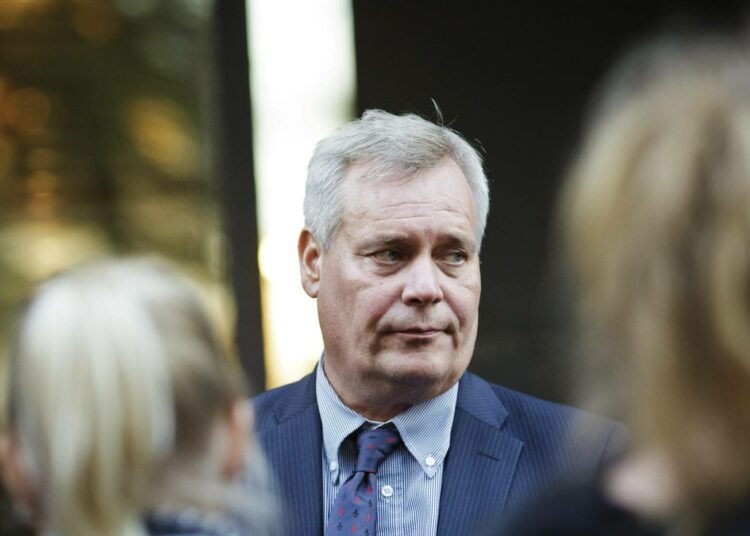 Antti Rinteen valinta SDP:n puheenjohtajaksi on vauhdittanut nuorten ja naisten lähtöä etenkin vihreisiin.