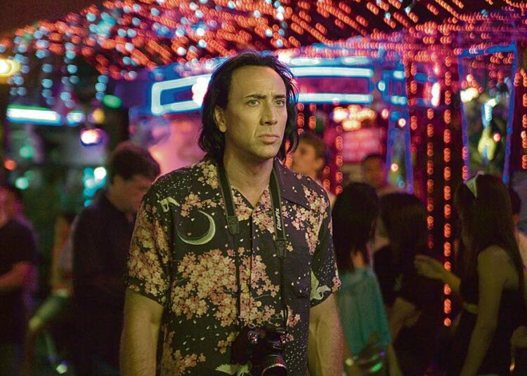 Nicolas Cage on toimintatrillerin pääosassa timantinkova palkkamurhaaja Joe, jonka tuorein komennus kuljettaa eksoottiseen Bangkokiin.