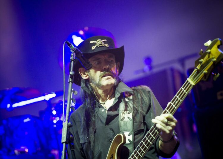 Ian Fraser "Lemmy" Kilmister (s. 24. joulukuuta 1945 – 28. joulukuuta 2015).