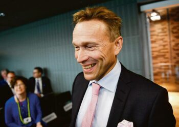 OP-ryhmän pääjohtajaksi maaliskuussa siirtyvä Ilmarisen toimitusjohtaja Timo Ritakallio ansaitsee nykyisessä työpaikassaan yli 100 000 euroa kuukaudessa.