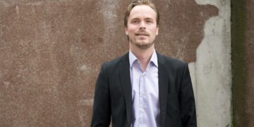 Joonas Leppänen toimi vasemmistoliiton puoluesihteerinä kolmen vuoden ajan. Hän haki jatkokautta, mutta hävisi marraskuussa Kuopion puoluekokouksessa vastaehdokas Mikko Koikkalaiselle.