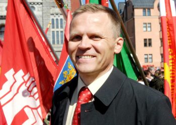 Matti Harjuniemen mielestä omistuspohjan laajentaminen takaa terveen Destian jatkossa.