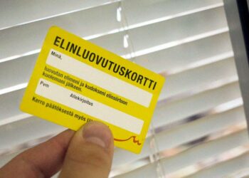 Elinluovutuskortteja on jatkuvasti saatavilla apteekeista, huoltoasemilta, lääkäriasemilta ja SPR:n toimipisteistä