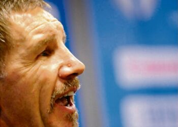 Stuart Baxter sai selkeät potkut, vaikka irtisanominen naamioitiin ”konsultointitehtäviksi”.