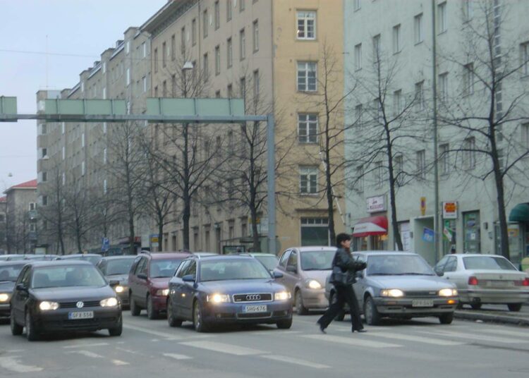 Tampereen melualtistumista arvioitiin nyt ensimmäistä kertaa EU:n ympäristömeludirektiivin mukaisilla tunnusluvuilla.