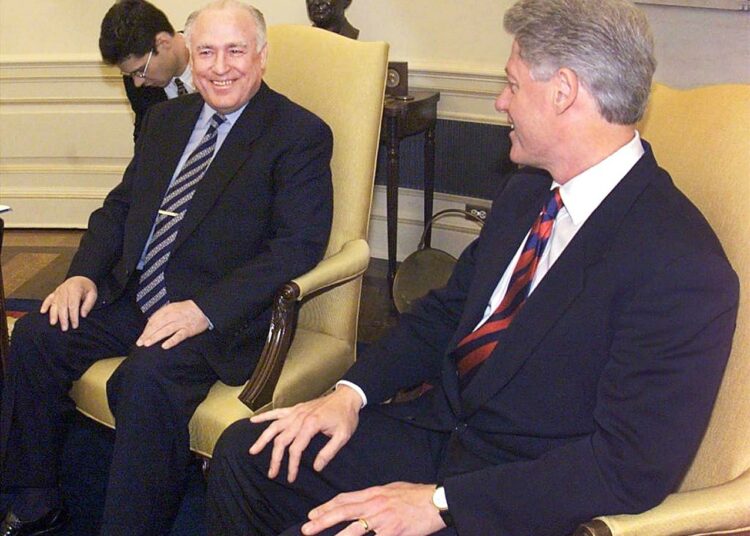 Venäjän Kosovo-lähettiläs Viktor Tšernomyrdin keskusteli presidentti Bill Clintonin kanssa.