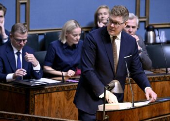 SDP menestyy vaikka puheenjohtaja Antti Lindtman profiloituu näkymättömyydellä ja mitään sanomattomuudella silloinkin, kun sanoo jotain.