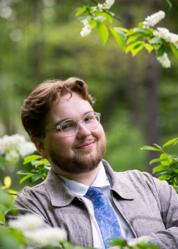 Tom-Henrik Sirviöstä on hassua, että työttömyyden kasvusta ei pystytä puhumaan suoraan, vaan keksitään tekosyitä. Tekosyitä keksimällä vältetään puhuminen oikeasta ongelmasta.