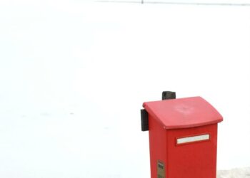Postilaisten mielestä palvelut heikkenevät uuden postilain myötä.