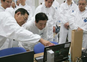 Japanin pääministeri Yoshihiko Noda kävi Fukushimassa syyskuussa.