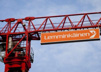 Huhti-kesäkuussa 20 miljoonan euron tappion tehnyt Lemminkäinen vähentää Suomesta 250 työpaikkaa.