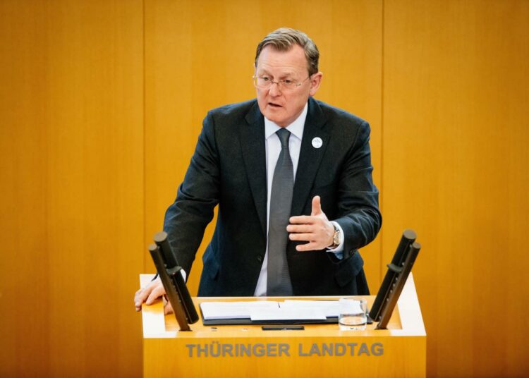 Vasemmistopuolue Linken Bodo Ramelow valittiin Thüringenin pääministeriksi.