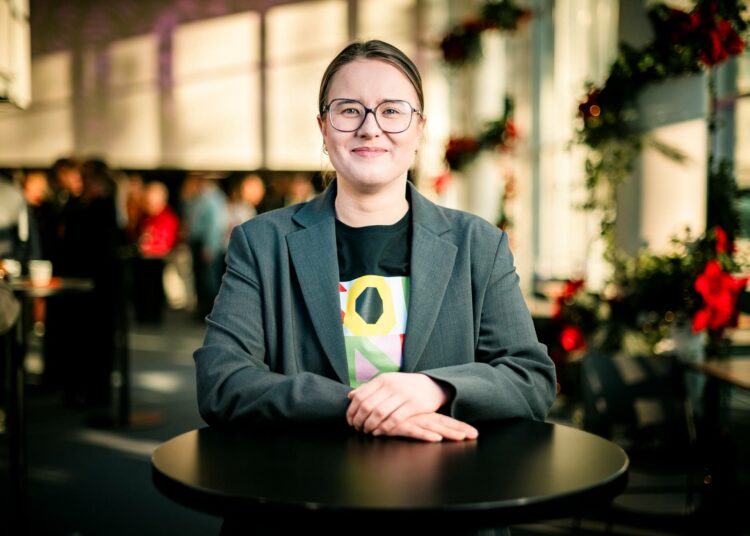 Nea Hakala pääsi ensiyrittämällä Harjavallan valtuustoon ja Satakunnan aluevaltuustoon viime vuonna.