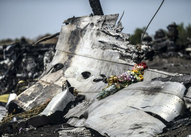 Heinäkuun 26. päivänä otettu kuva MH17-koneen hylystä.