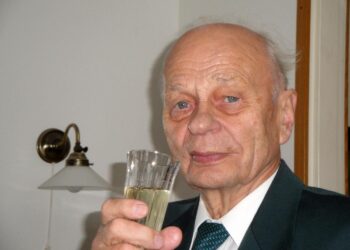 Antero Hautaniemi 1932-2019.