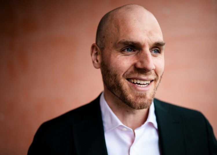 Kansanedustaja Timo Furuholm