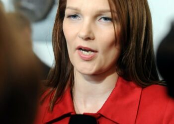 Mari Kiviniemi on varapuhemies Seppo Kääriäisen mielestä onnistunut puoluejohtajana.