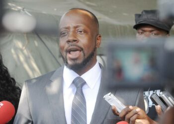 Kansainväliseen tähtiluokkaan kuuluva räppäri Wyclef Jean kertomassa ehdokkuudestaan viime viikolla.