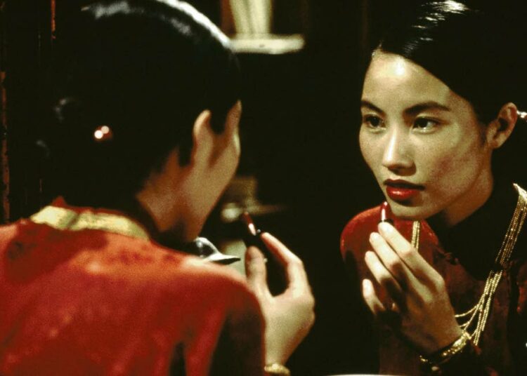 Tran Anh Hungin elokuva kertoo tarinan, tytöstä joka joutuu palvelijaksi 50-luvun Saigonissa. Vartuttuaan hän vaihtaa isäntäperhettä ja löytää rakkauden.