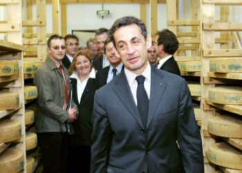 Presidentti Nicolas Sarkozy vie tilan Ranskan julkisuudessa niin tarkkaan, että muille poliitikoille jää vain rippeitä.