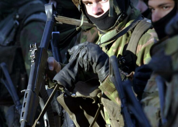 Armeija aiotaan remontoida. Kuva Santahaminasta.