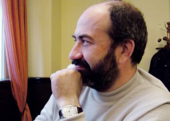 Professori Dmitri Strovskia turhauttaa, ettei rahaa tunnu riittävän sivistykseen.