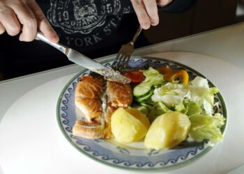 Keskisuomalaisen ruokavalion pohjana on muun muassa peruna. Maakunnallinen erityispiirre on järvikalan käyttö.
