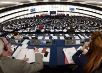 Uusi europarlamentti aloitti työnsä tiistaina 1. heinäkuuta. Vasemmistoliiton Merja Kyllönen sai paikan liikennevaliokunnasta.