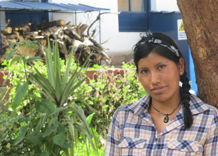 Maatalousinsinööri Janed Nina palasi valmistuttuaan kotikyläänsä Perun Andeille viljelemään perheen tilaa ja jakamaan oppejaan naapuruston naisille.