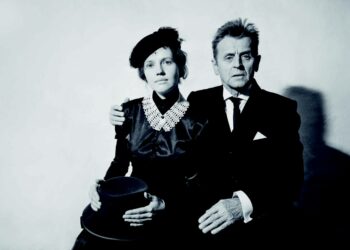 In Paris -näytelmä saa ensi-iltansa Stage-festivaalilla.