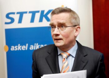 STTK:n puheenjohtaja Mikko Mäenpää.