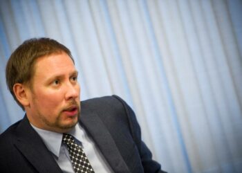 Paavo Arhinmäki tapasi Sotšissa kolmen kansalaisjärjestön edustajia