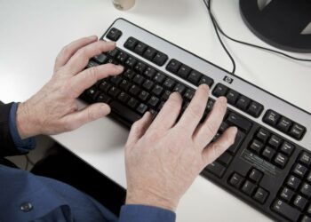 Diplomi-insinöörien työttömyys on kivunnut jo viiden prosentin tietämiin.