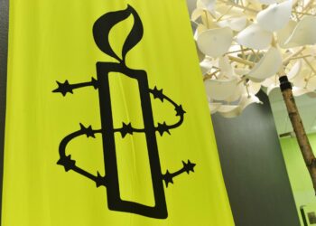 Amnesty moittii Suomea turvapaikanhakijoiden aseman heikentämisestä.