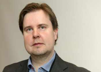 Kunta- ja aluehallinto-osaston osastopäällikkö, ylijohtaja Jani Pitkäniemi valtiovarainministeriön media-aamiaisella maanantaina.