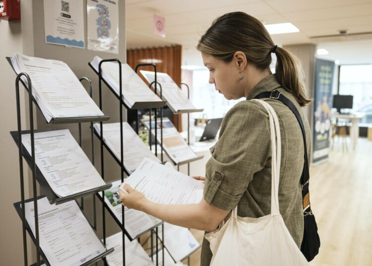 Työttömät saavat entistä huonommin palveluja.