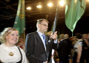 Juha Sipilä on ehtinyt näyttää kykynsä liike-elämässä, aika näyttää onnistuuko hän poliitikkonakin.