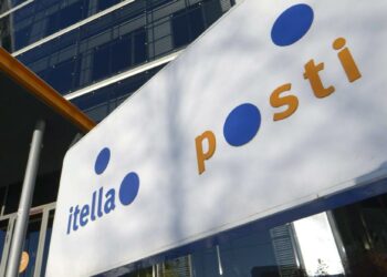 Itella on nostanut sanomalehtien jakelumaksuja tuntuvasti.