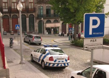 Portugalin poliiseja on aiemminkin syytetty väkivaltaisuudesta. Kuvan poliisiauto ei liity tapaukseen.