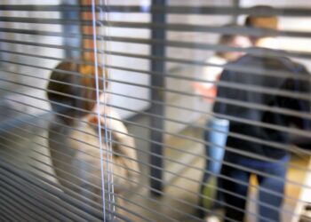 -Yhteistyön huononemiseen saattaa vaikuttaa henkilöstön suuri vaihtuvuus ja runsas määräaikaisen työvoiman käyttö, SAK:n luottamusmieskyselystä vastaava tilastoasiantuntija Tytti Jäppinen kertoo.