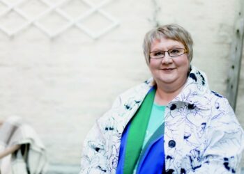 Anni Polva -tunnustuspalkinnon voitti Anneli Kanto kirjallaan Huippuvalmentaja.