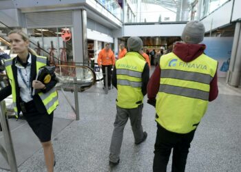 SAK:laisen Ilmailualan unionin maapalveluja koskeva lakko ja siihen liittyvät tukityönseisaukset toteutuvat tiistaina ja keskiviikkona.