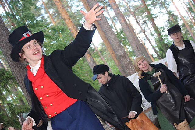 Eskoa esittää liikkuvainen Mikko Hyypiö.