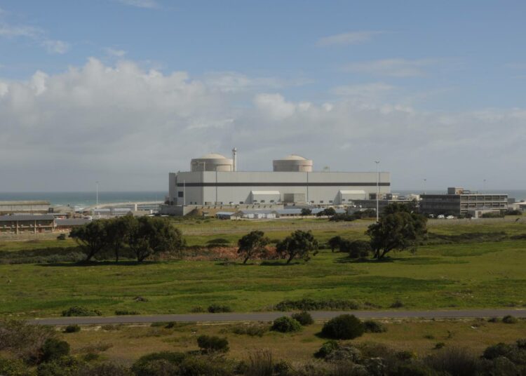 Etelä-Afrikan ja koko Afrikan mantereen ainoa ydinvoimala on tällä hetkellä Koeberg Kapkaupungin lähellä. Sen reaktorit ovat ranskalaisvalmisteisia.