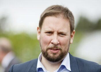 Paavo Arhinmäki on Vasemmiston ehdokas Helsingin pormestariksi.