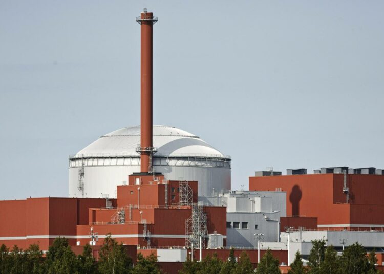 Ydinvoiman osuus Suomen sähköntuotannosta nousee Olkiluoto 3:n käyttöönoton myötä yli 40 prosenttiin.
