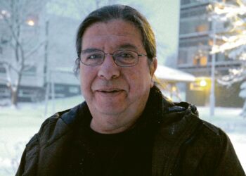 Chilen lämmöstä Suomen talveen palannutta Hugo Marchantia odottivat huoltomiehen työt Tampereen teknillisellä yliopistolla.
