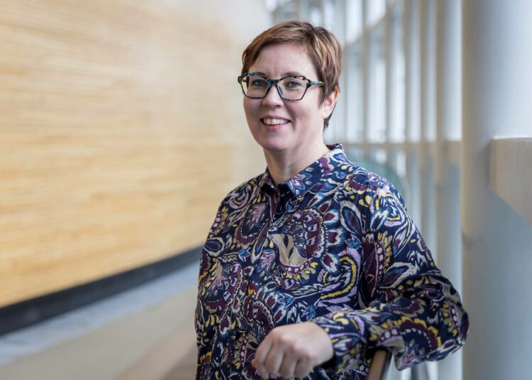 Merja Kyllönen haluaa, että kesä- ja talviaikaan siirtymisistä luovutaan vihdoinkin.